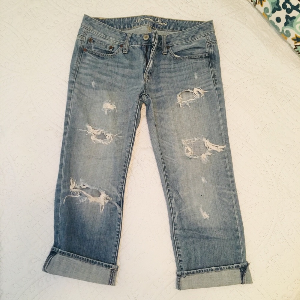 American Eagle 🦅 Boy Fit Capri’s